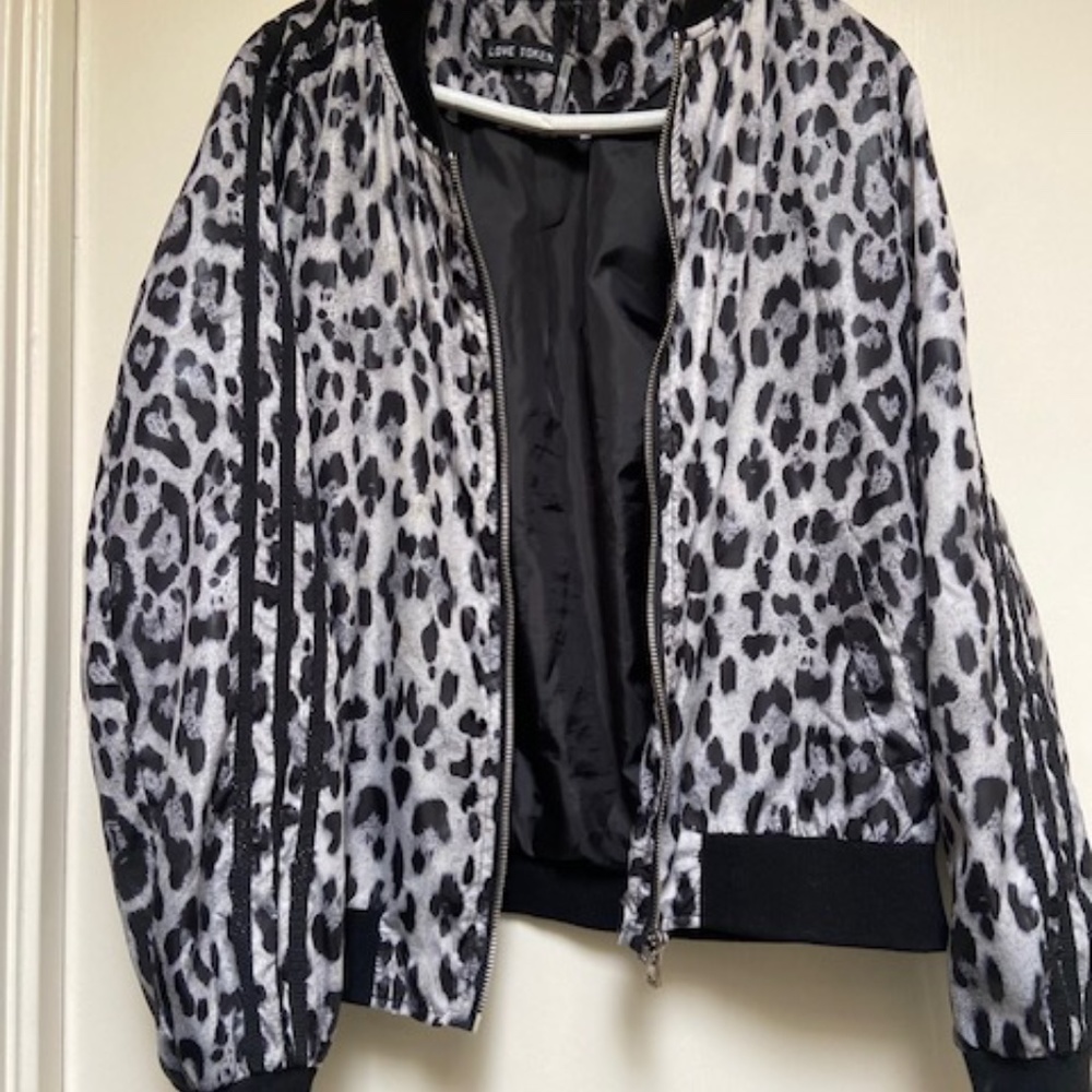 Love Token jacket - Picture 6 of 9